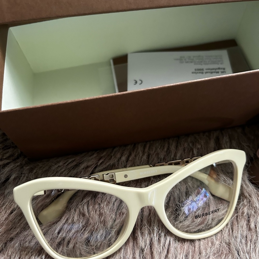 Burberry Women's Glasses in Elegant Cream